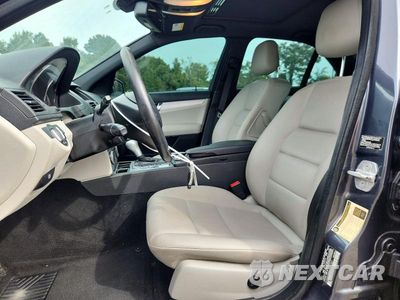 Zdjęcie 7 z 13 samochodu: 2010 MERCEDES-BENZ C 300 VIN:WDDGF5EB9AA401360 - miniatura