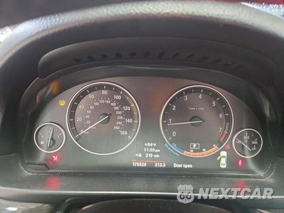Zdjęcie 9 z 12 samochodu: 2012 BMW 535 XI VIN:WBAFU7C5XCDU64678 - miniatura