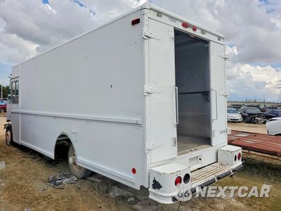 Drugie zdjęcie samochodu z przodu: 2001 FREIGHTLINER MT45G CHASSIS DELIVERY TRUCK VIN:4UZAANBW91CJ66920 - miniatura