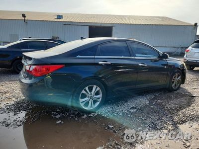 Trzecie zdjęcie samochodu z tyłu: 2013 HYUNDAI SONATA LIMITED VIN:5NPEC4AC4DH698120 - miniatura