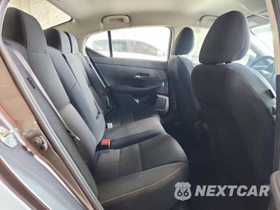 Zdjęcie 10 z 12 samochodu: 2022 NISSAN SENTRA SV VIN:3N1AB8CV8NY285499 - miniatura