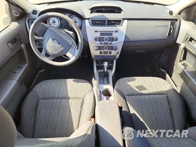 Zdjęcie 8 z 12 samochodu: 2009 FORD FOCUS SE VIN:1FAHP35N49W106665 - miniatura