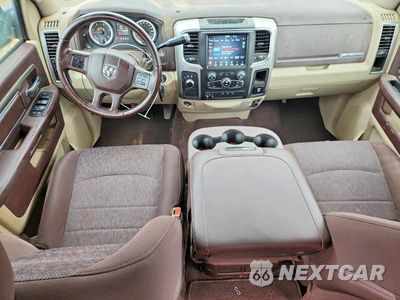 Zdjęcie 8 z 12 samochodu: 2018 RAM 2500 SLT VIN:3C6UR5ML8JG382713 - miniatura