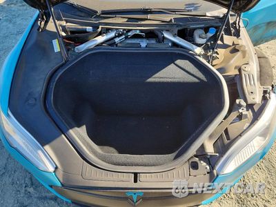 Zdjęcie 11 z 12 samochodu: 2015 TESLA MODEL S VIN:5YJSA1E42FF102093 - miniatura