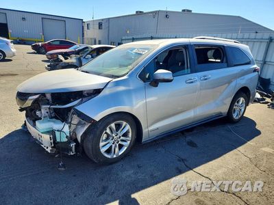 2021 TOYOTA SIENNA LIMITED 7-PASSENGER 5TDZRKECXMS016057 - główne zdjęcie licytacji z USA - miniatura