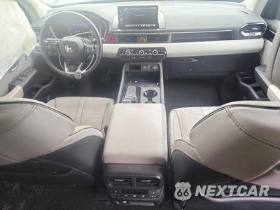 Zdjęcie 8 z 13 samochodu: 2024 HONDA PILOT ELITE VIN:5FNYG1H83RB014522 - miniatura