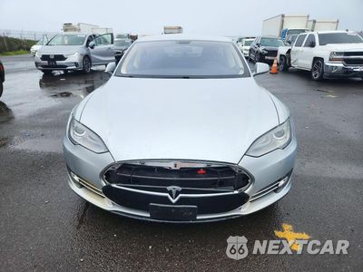 Piąte zdjęcie samochodu w środku: 2013 TESLA MODEL S VIN:5YJSA1CGXDFP22779 - miniatura