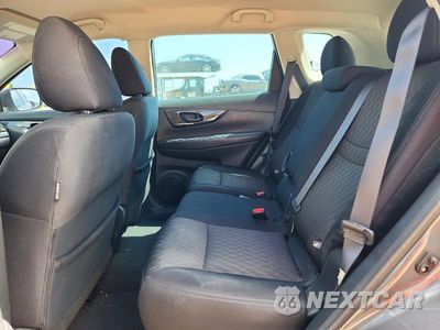 Zdjęcie 11 z 13 samochodu: 2019 NISSAN ROGUE S VIN:5N1AT2MV0KC796470 - miniatura