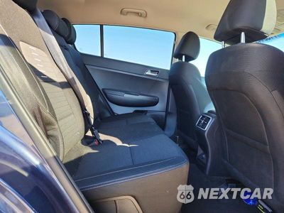 Zdjęcie 11 z 13 samochodu: 2020 KIA SPORTAGE LX VIN:KNDPM3AC3L7760495 - miniatura