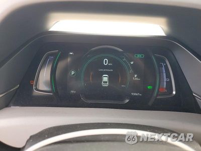 Zdjęcie 9 z 12 samochodu: 2020 HYUNDAI IONIQ SE VIN:KMHC75LJXLU060726 - miniatura