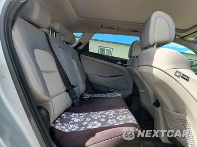 Zdjęcie 11 z 13 samochodu: 2018 HYUNDAI TUCSON VALUE VIN:KM8J33A2XJU816880 - miniatura