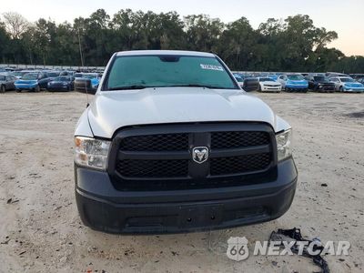 Piąte zdjęcie samochodu w środku: 2019 RAM 1500 CLASSIC TRADESMAN VIN:3C6RR7KT0KG589201 - miniatura