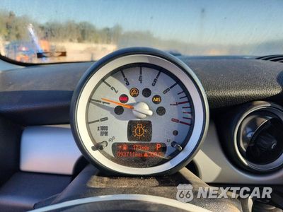 Zdjęcie 9 z 12 samochodu: 2009 MINI COOPER CLUBMAN VIN:WMWML33599TN69018 - miniatura