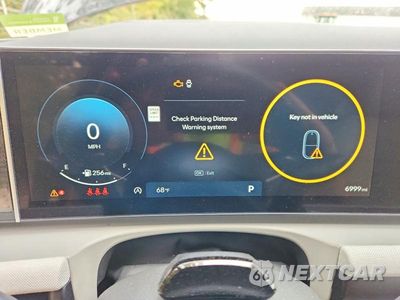 Zdjęcie 9 z 14 samochodu: 2025 HYUNDAI TUCSON LIMITED VIN:5NMJECDEXSH536325 - miniatura