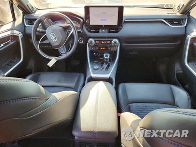 Zdjęcie 8 z 13 samochodu: 2023 TOYOTA RAV4 XSE VIN:JTME6RFV0PD545307 - miniatura