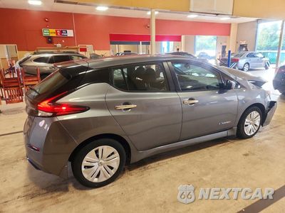 Trzecie zdjęcie samochodu z tyłu: 2019 NISSAN LEAF S VIN:1N4AZ1CP7KC305799 - miniatura