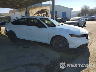 Czwarte zdjęcie samochodu z boku: 2024 HONDA ACCORD HYBRID SPORT-L VIN:1HGCY2F76RA085005 - miniatura