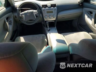 Zdjęcie 8 z 12 samochodu: 2011 TOYOTA CAMRY LE VIN:JTNBF3EK7B3011898 - miniatura