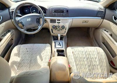 Zdjęcie 8 z 12 samochodu: 2006 HYUNDAI SONATA GL VIN:5NPET46C16H107298 - miniatura