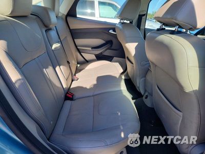 Zdjęcie 10 z 12 samochodu: 2012 FORD FOCUS SEL VIN:1FAHP3H22CL450487 - miniatura
