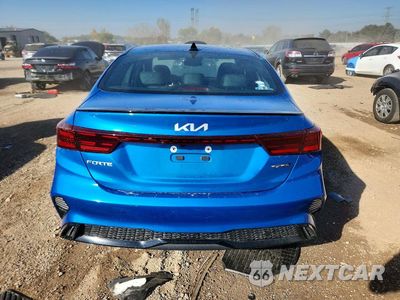Zdjęcie 6 z 13 samochodu: 2024 KIA FORTE GT LINE VIN:3KPF54AD8RE727248 - miniatura