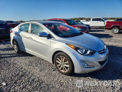 Czwarte zdjęcie samochodu z boku: 2015 HYUNDAI ELANTRA SE VIN:KMHDH4AE5FU279082 - miniatura