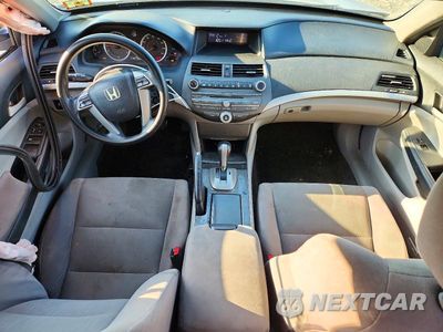 Zdjęcie 8 z 12 samochodu: 2011 HONDA ACCORD LX VIN:1HGCP2F34BA092282 - miniatura