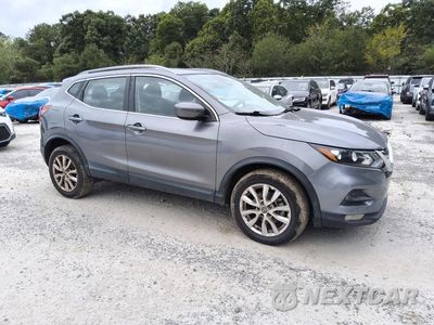 Czwarte zdjęcie samochodu z boku: 2021 NISSAN ROGUE SPORT SV VIN:JN1BJ1BV1MW563052 - miniatura