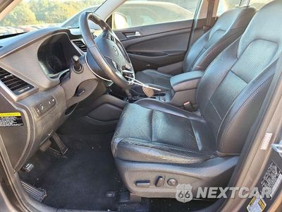 Zdjęcie 7 z 12 samochodu: 2017 HYUNDAI TUCSON LIMITED VIN:KM8J33A25HU324039 - miniatura