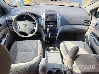 Zdjęcie 8 z 13 samochodu: 2009 TOYOTA SIENNA LE 7-PASSENGER VIN:5TDZK23CX9S278613 - miniatura