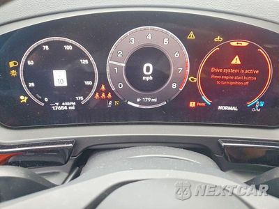 Zdjęcie 9 z 13 samochodu: 2025 PORSCHE CAYENNE VIN:WP1AA2AY9SDA06374 - miniatura