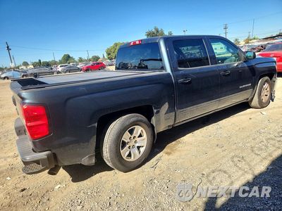 Trzecie zdjęcie samochodu z tyłu: 2017 CHEVROLET SILVERADO C1500 LT VIN:3GCPCREC6HG435223 - miniatura