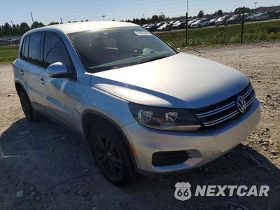 Czwarte zdjęcie samochodu z boku: 2013 VOLKSWAGEN TIGUAN S VIN:WVGBV3AX0DW579531 - miniatura