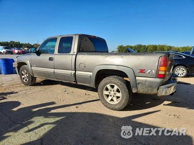 Drugie zdjęcie samochodu z przodu: 2000 CHEVROLET SILVERADO K1500 VIN:2GCEK19T7Y1396110 - miniatura