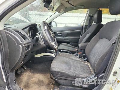 Zdjęcie 7 z 13 samochodu: 2012 MITSUBISHI OUTLANDER SPORT SE VIN:JA4AR4AU5CZ006650 - miniatura