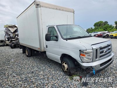 Czwarte zdjęcie samochodu z boku: 2019 FORD E350 BOX TRUCK VIN:1FDWE3FS4KDC44960 - miniatura