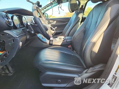 Zdjęcie 7 z 12 samochodu: 2018 MERCEDES-BENZ E 300 4MATIC VIN:WDDZF4KB6JA407026 - miniatura