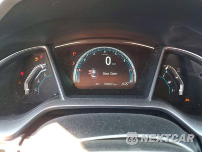 Zdjęcie 9 z 13 samochodu: 2018 HONDA CIVIC EX VIN:2HGFC2F79JH517801 - miniatura