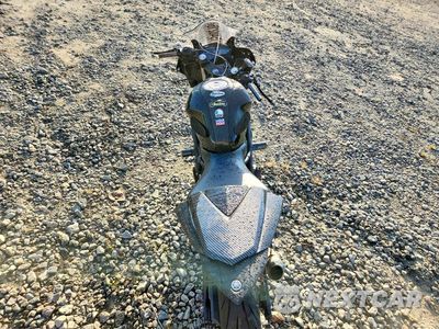 Zdjęcie 6 z 9 samochodu: 2018 YAMAHA YZFR3 VIN:MH3RH06Y1JK018088 - miniatura