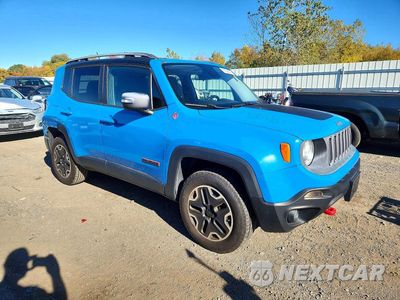 Czwarte zdjęcie samochodu z boku: 2015 JEEP RENEGADE TRAILHAWK VIN:ZACCJBCT0FPB53943 - miniatura