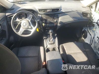 Zdjęcie 8 z 12 samochodu: 2017 NISSAN ROGUE S VIN:KNMAT2MT4HP583090 - miniatura