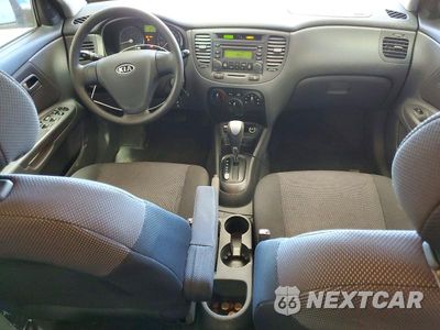 Zdjęcie 8 z 12 samochodu: 2008 KIA RIO BASE VIN:KNADE123586324826 - miniatura