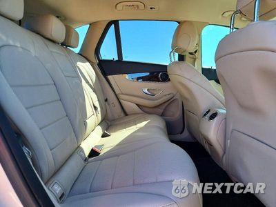 Zdjęcie 10 z 12 samochodu: 2022 MERCEDES-BENZ GLC 300 VIN:W1N0G8DB7NG114106 - miniatura
