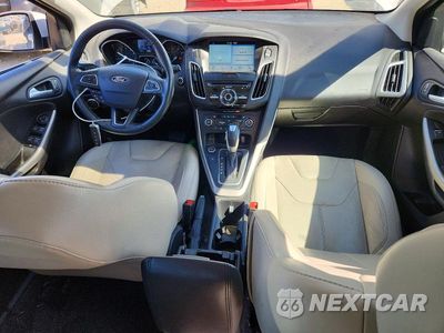 Zdjęcie 8 z 12 samochodu: 2017 FORD FOCUS TITANIUM VIN:1FADP3N25HL230822 - miniatura