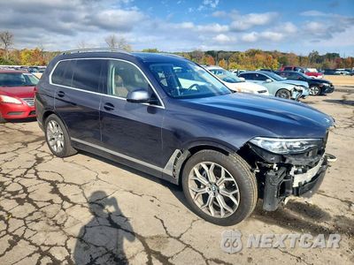 Czwarte zdjęcie samochodu z boku: 2020 BMW X7 XDRIVE40I VIN:5UXCW2C06L0E74785 - miniatura