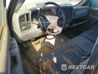 Zdjęcie 8 z 12 samochodu: 1999 CHEVROLET SILVERADO C2500 VIN:1GCFC29U0XZ105016 - miniatura
