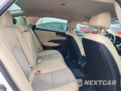 Zdjęcie 10 z 12 samochodu: 2018 HONDA CLARITY VIN:JHMZC5F19JC021293 - miniatura