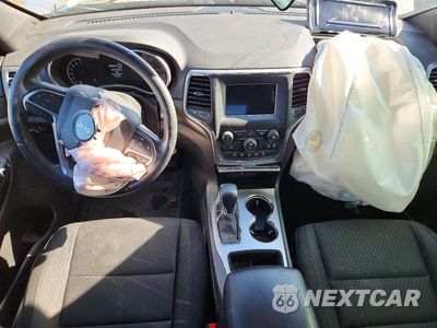 Zdjęcie 8 z 14 samochodu: 2018 JEEP GRAND CHEROKEE LAREDO VIN:1C4RJFAG3JC311019 - miniatura