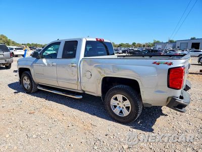 Drugie zdjęcie samochodu z przodu: 2018 CHEVROLET SILVERADO K1500 LT VIN:1GCVKREC1JZ158819 - miniatura