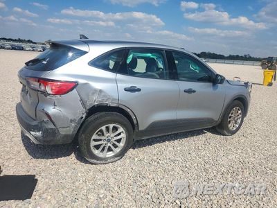 Trzecie zdjęcie samochodu z tyłu: 2022 FORD ESCAPE S VIN:1FMCU0F60NUB37531 - miniatura